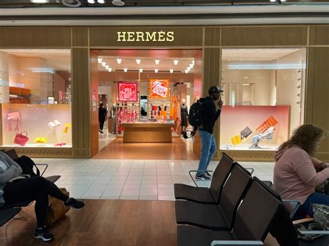 hermes london online